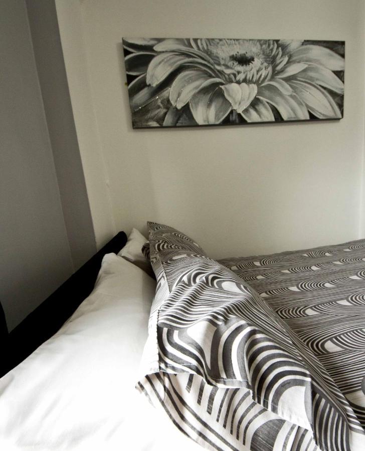 Rossall House , For Families & Couples Blackpool Eksteriør billede